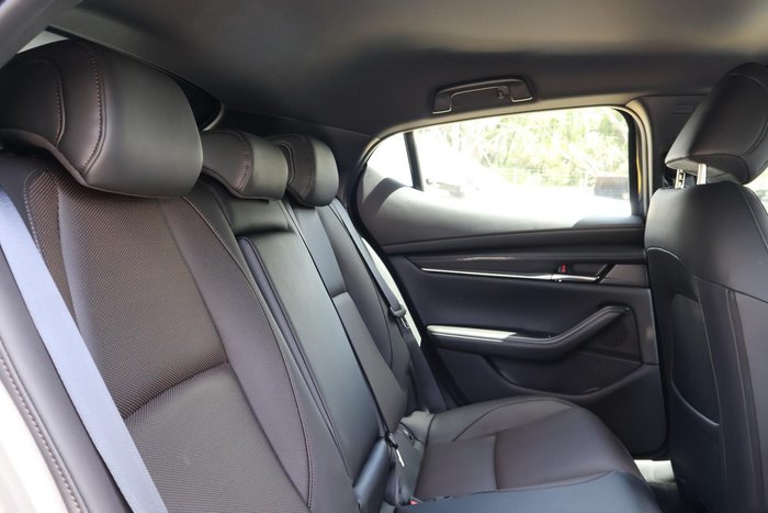 2025 Mazda 3 G20 Touring
