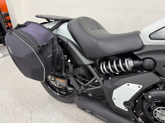 2022 Kawasaki VULCAN S White