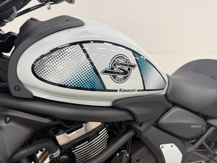 2022 Kawasaki VULCAN S White