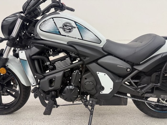 2022 Kawasaki VULCAN S White