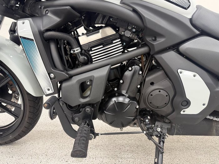 2022 Kawasaki VULCAN S White