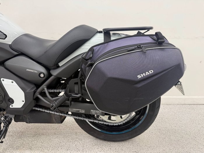 2022 Kawasaki VULCAN S White