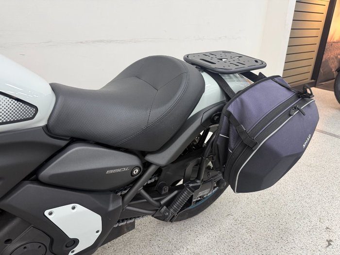 2022 Kawasaki VULCAN S White