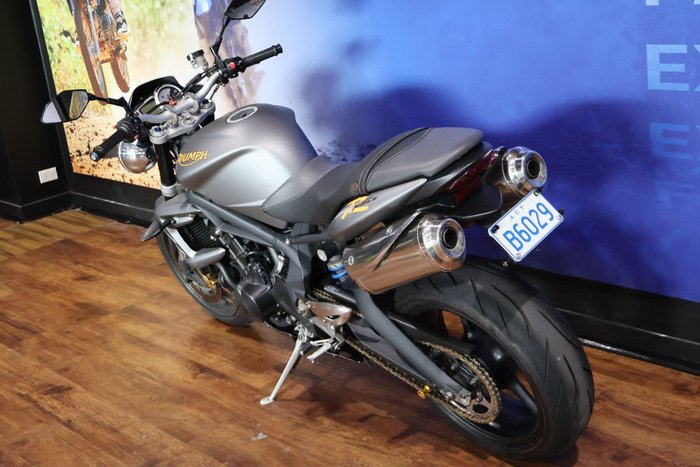 2010 TRIUMPH STREET TRIPLE 675
