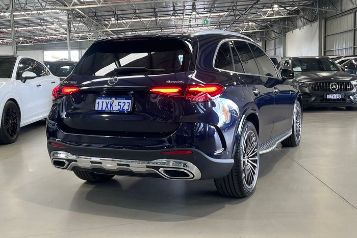 2023 Mercedes-Benz GLC-Class GLC300