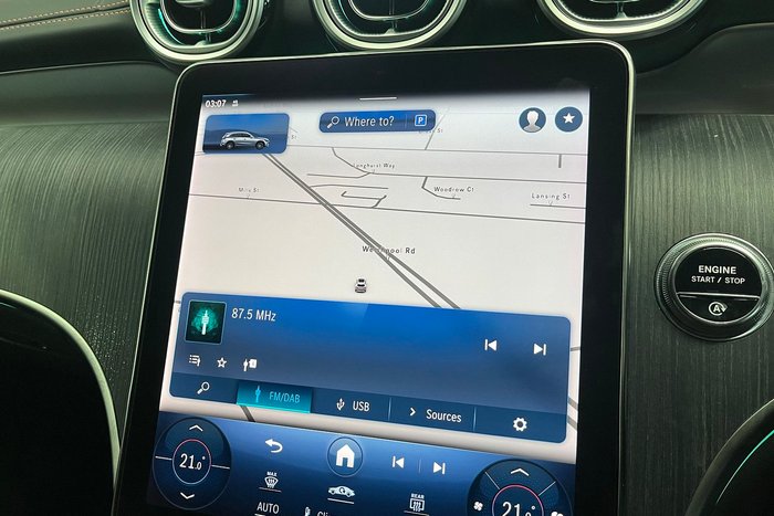 2023 Mercedes-Benz GLC-Class GLC300