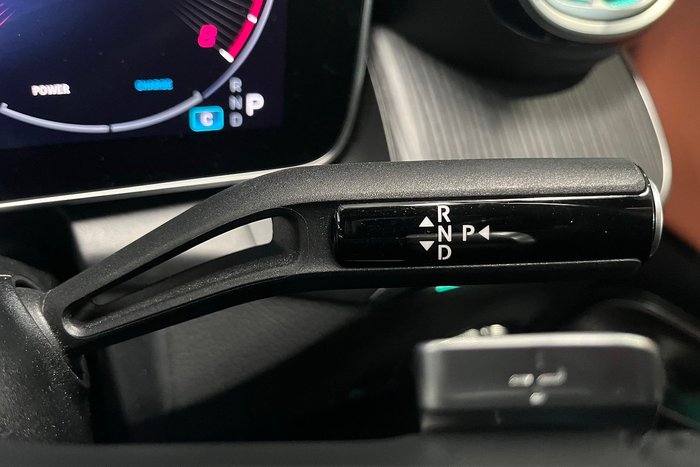 2023 Mercedes-Benz GLC-Class GLC300