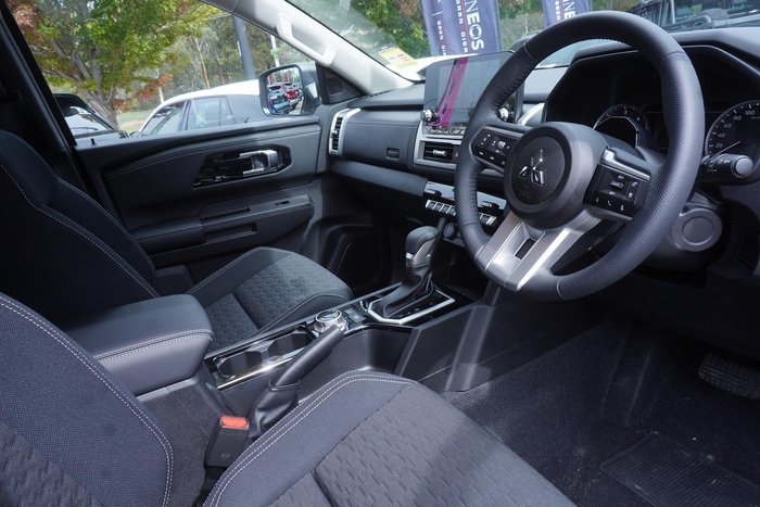 2025 Mitsubishi Triton GLS