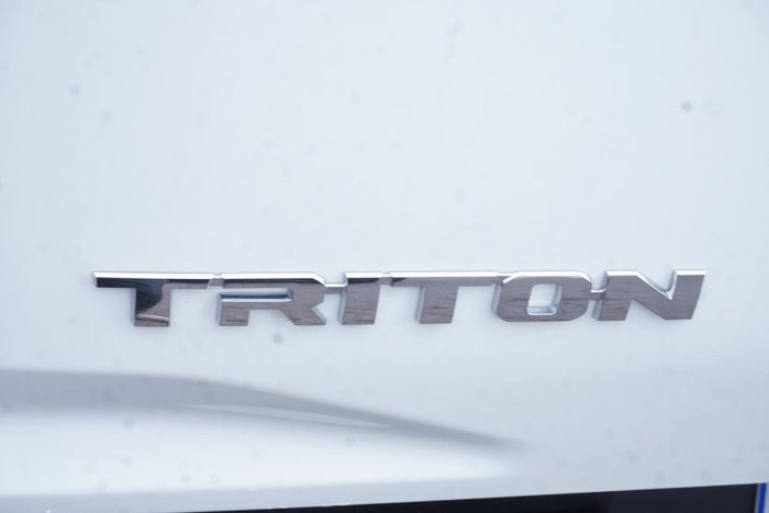2025 Mitsubishi Triton GLS