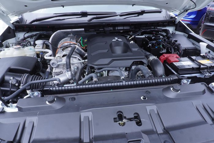 2025 Mitsubishi Triton GLS