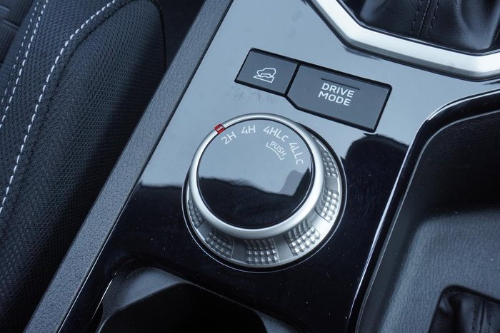 2025 Mitsubishi Triton GLS