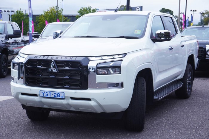 2025 Mitsubishi Triton GLS