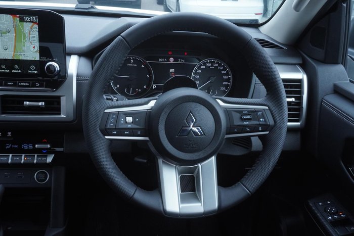 2025 Mitsubishi Triton GLS