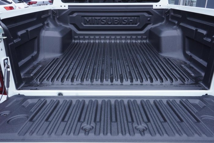 2025 Mitsubishi Triton GLS