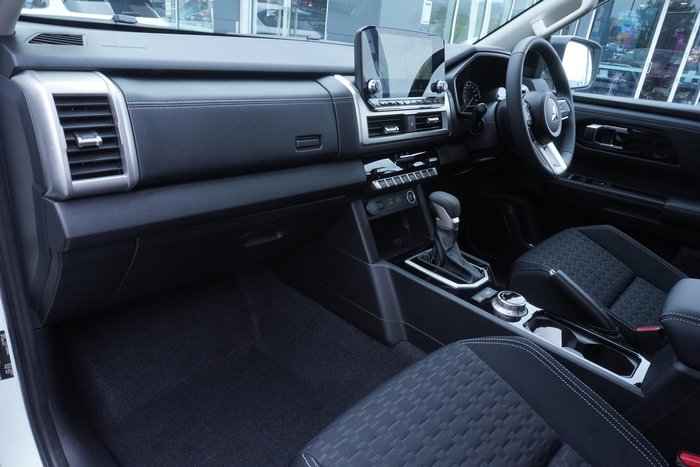 2025 Mitsubishi Triton GLS