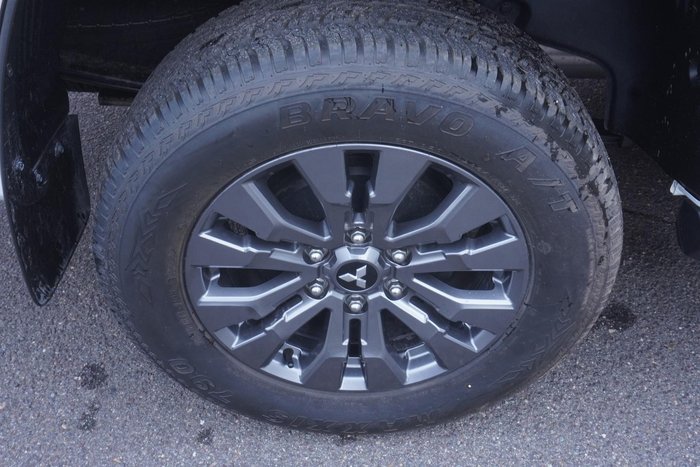 2025 Mitsubishi Triton GLS