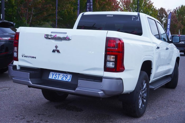 2025 Mitsubishi Triton GLS
