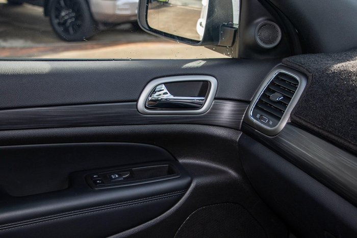 2021 Jeep Grand Cherokee Night Eagle