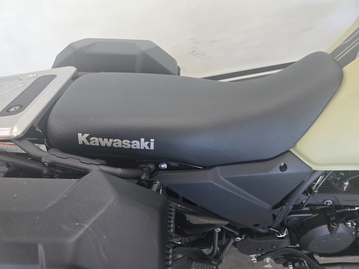 2026 Kawasaki 2026 Kawasaki 650CC KLR650 (KL650) ADVENTURE DUAL SPORTS CAMO