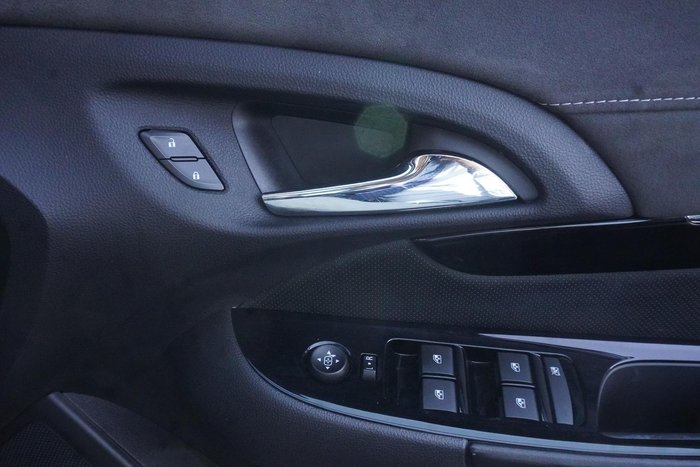 2017 Holden Commodore SS V Redline