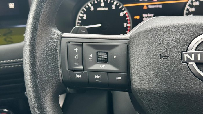 2025 Nissan X-TRAIL ST