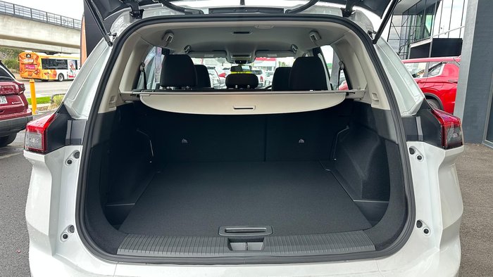 2025 Nissan X-TRAIL ST T33 MY26 Everest White