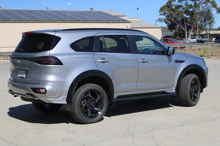 2025 Isuzu MU-X X-TERRAIN