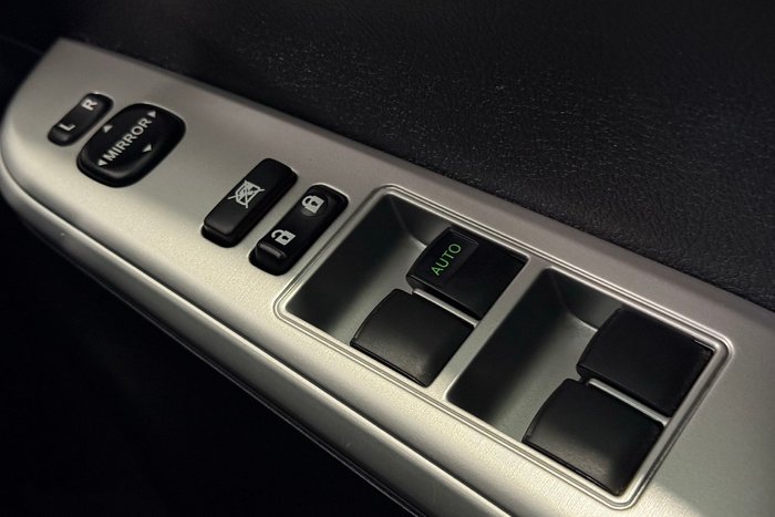 2016 Toyota Camry Altise