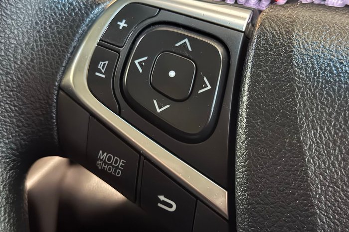 2016 Toyota Camry Altise