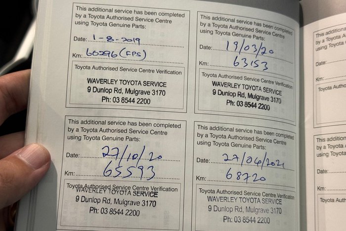 2016 Toyota Camry Altise