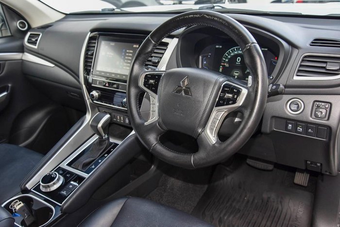 2022 Mitsubishi Pajero Sport