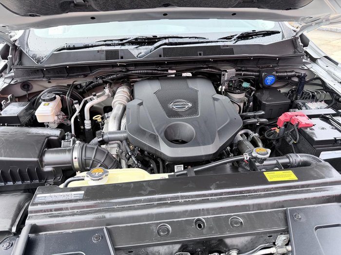 2019 Nissan Navara ST-X D23 Series 3 4X4 Dual Range Brilliant Silver