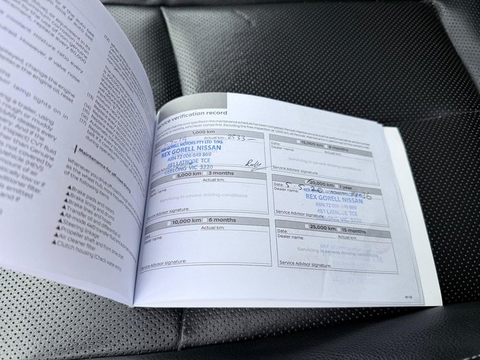 2019 Nissan Navara ST-X D23 Series 3 4X4 Dual Range Brilliant Silver