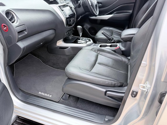 2019 Nissan Navara ST-X D23 Series 3 4X4 Dual Range Brilliant Silver
