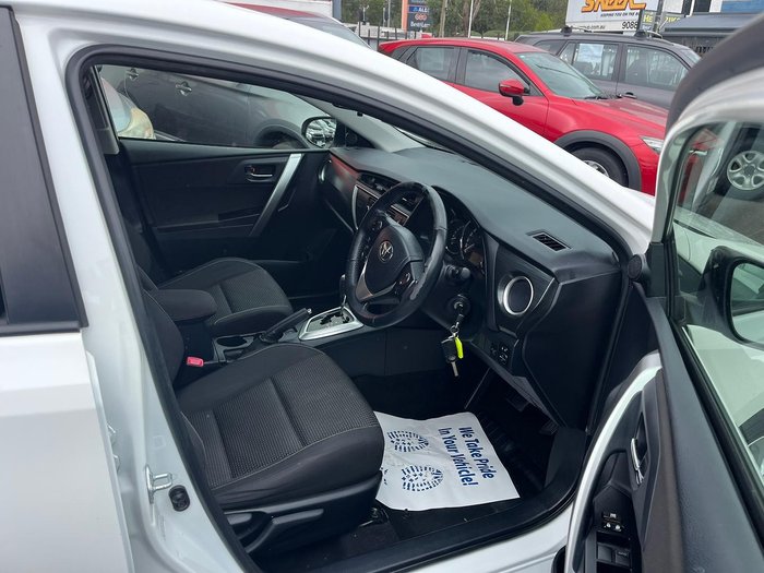 2013 Toyota Corolla Ascent Sport
