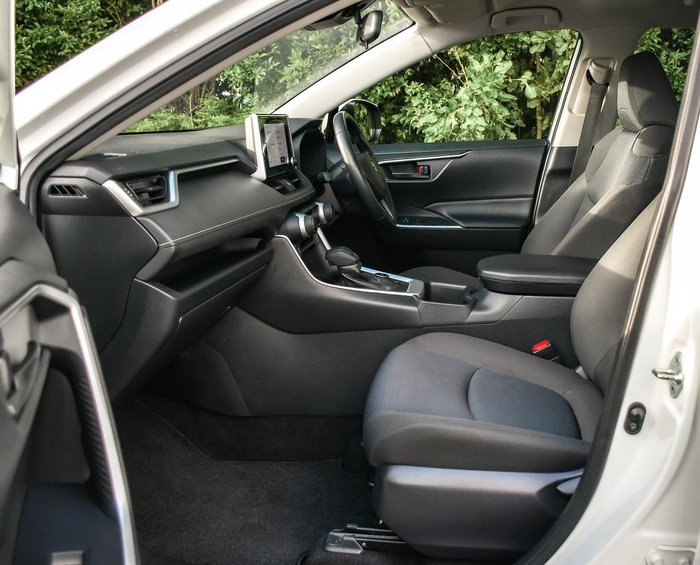 2023 Toyota RAV4 GX