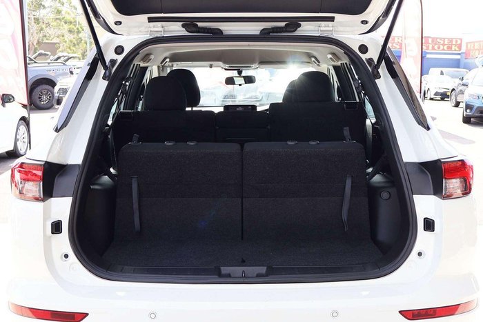 2024 Mitsubishi Outlander ES