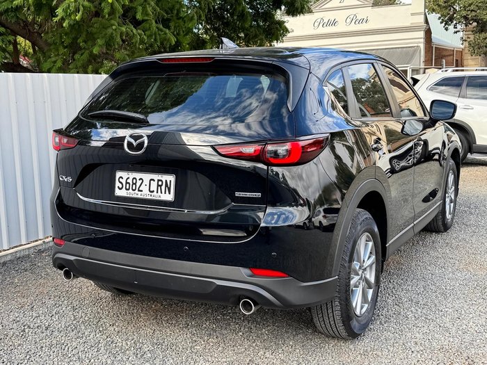 2022 Mazda CX-5 Maxx