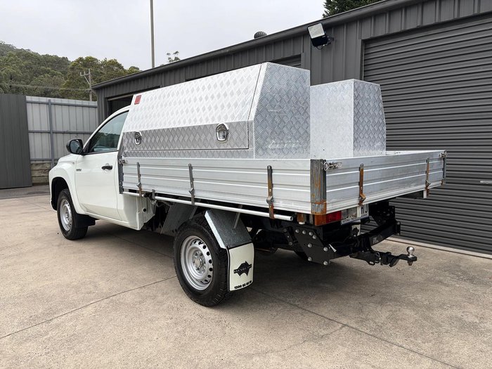 2021 Mitsubishi Triton GLX MR MY22 4x2 White