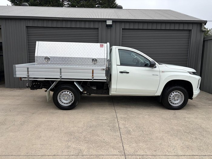 2021 Mitsubishi Triton GLX MR MY22 4x2 White