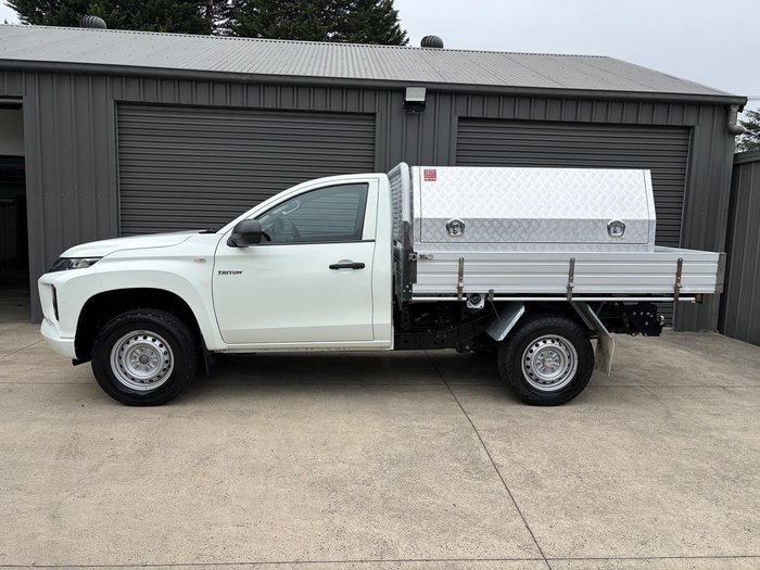 2021 Mitsubishi Triton GLX MR MY22 4x2 White