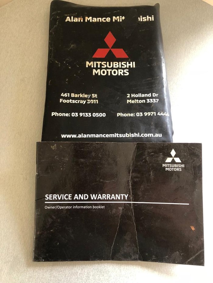 2021 Mitsubishi Triton GLX MR MY22 4x2 White