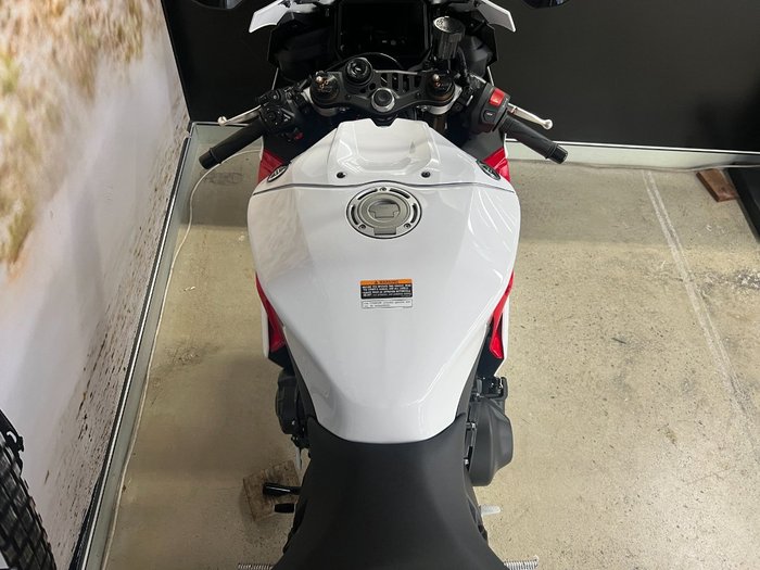 2025 Yamaha YZF-R9 WHITE