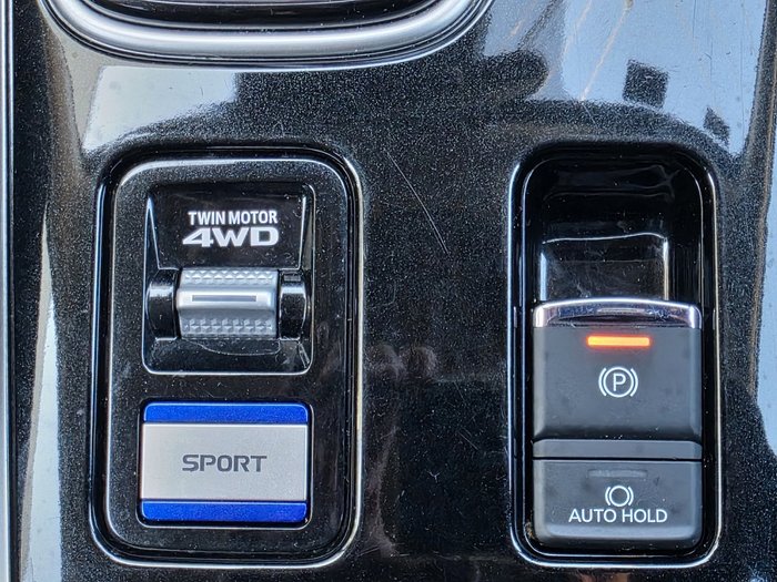 2019 Mitsubishi Outlander PHEV ES ADAS