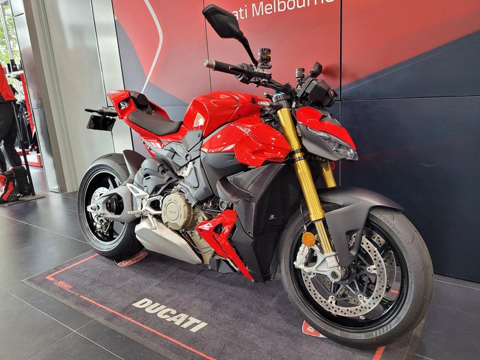 2025 Ducati Streetfighter V4 S