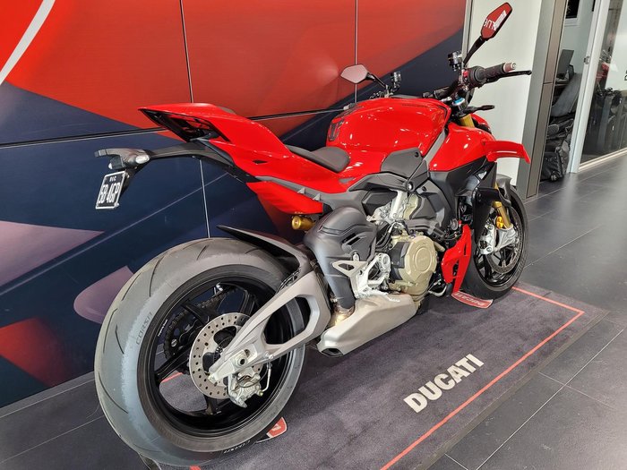 2025 Ducati Streetfighter V4 S