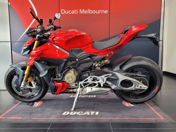 2025 Ducati Streetfighter V4 S