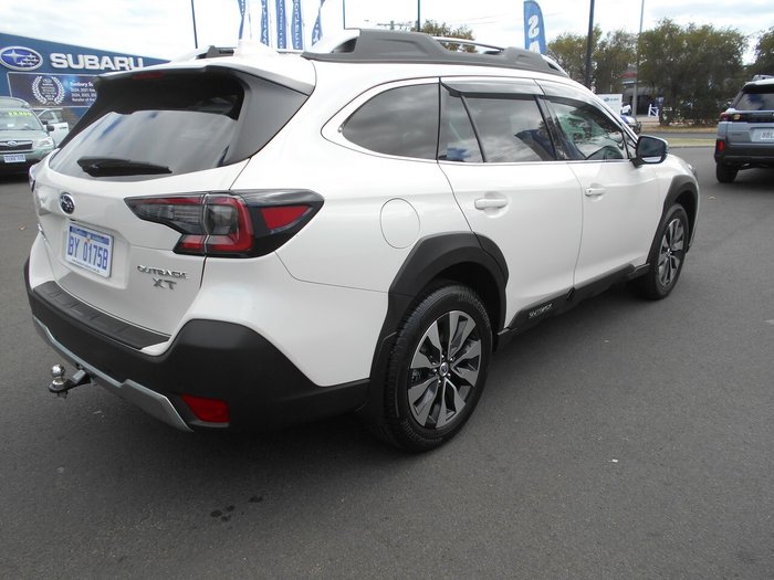 2023 Subaru Outback AWD Touring XT