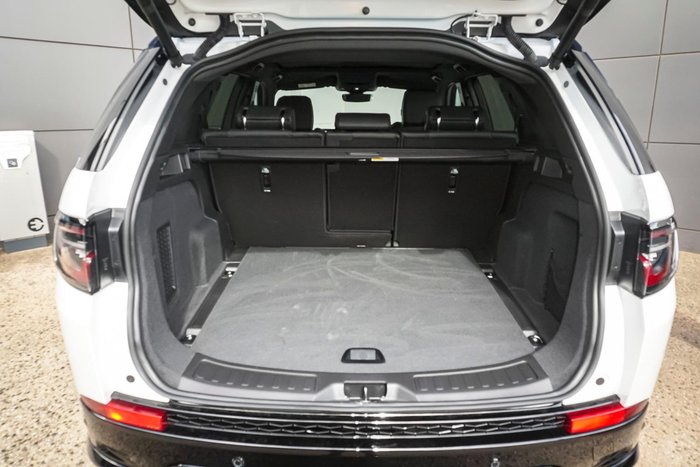 2025 Land Rover Discovery Sport P250 Landmark