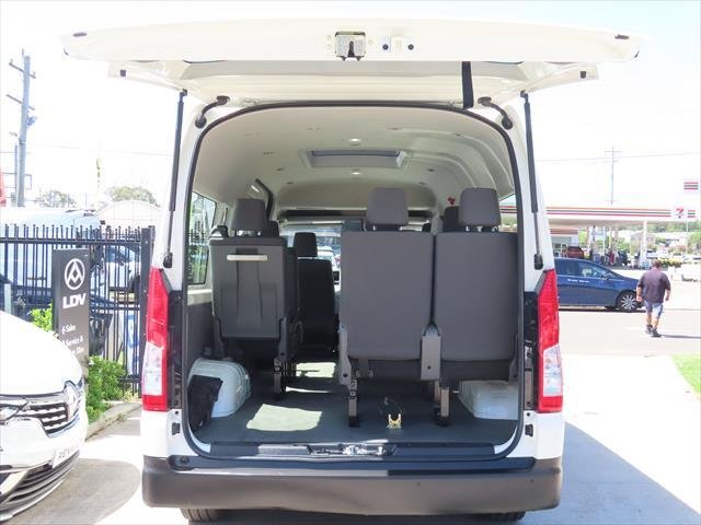 2021 Toyota Hiace Commuter